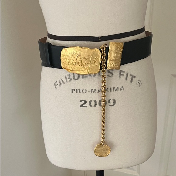 Donna Karan Accessories - Donna Karan Black and Gold Statement Belt vintage rare 2 piece